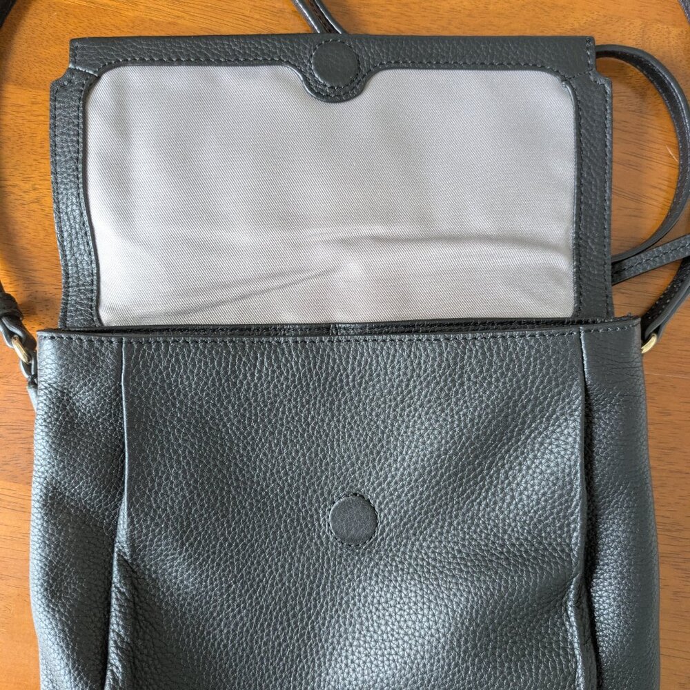 Vince Camuto leather black crossbody bag - Picture 2 of 12